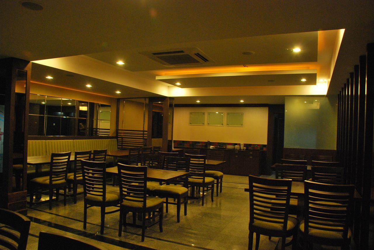 Hotel Oriva Vinflora Residency - Nr Lv Prasad Hospital, Banjara Hills à Haïdarabad Extérieur photo