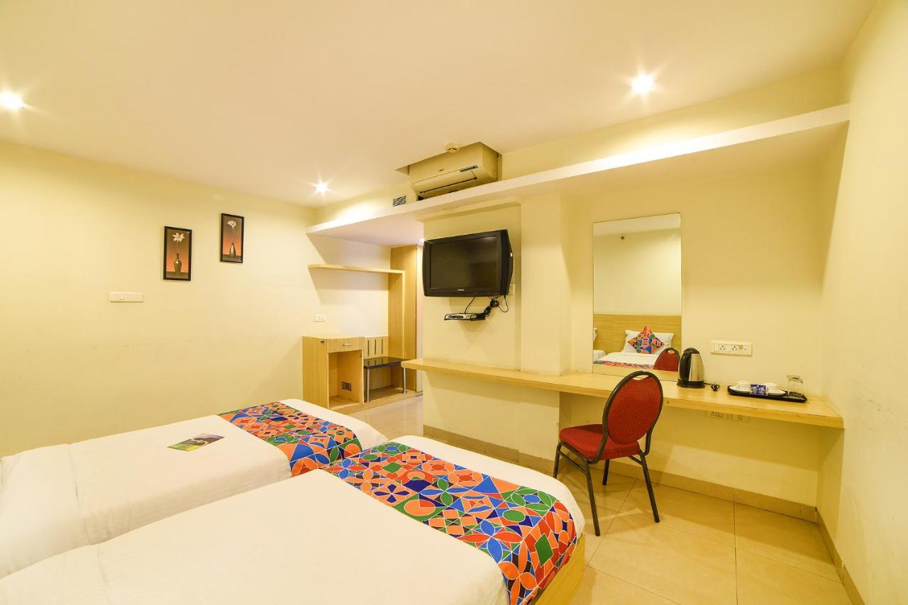 Hotel Oriva Vinflora Residency - Nr Lv Prasad Hospital, Banjara Hills à Haïdarabad Extérieur photo