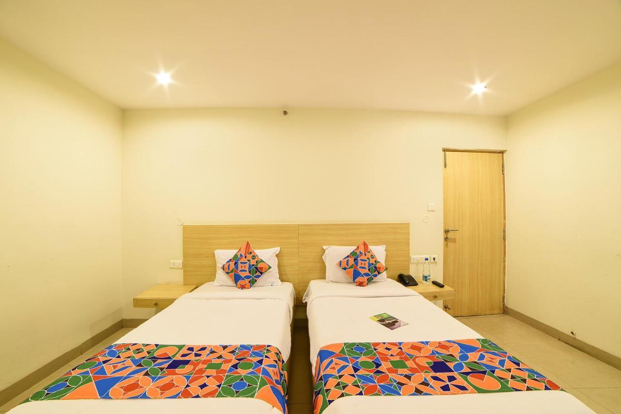 Hotel Oriva Vinflora Residency - Nr Lv Prasad Hospital, Banjara Hills à Haïdarabad Extérieur photo